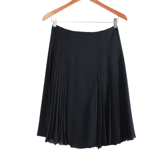 Elie Tahari Pleated Silk Skirt - Picture 2 of 15